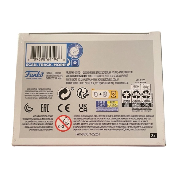 FREE WITH ANY PURCHASE. Funko Pop - She-Hulk #1126 - Picture 7 of 7